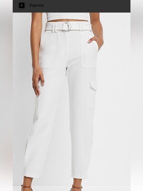 Express White Cargo Straight Leg Pants with Belted Waist NWT size 0